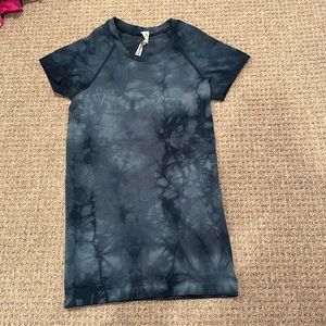 Lululemon size two normal length swiftly tech blue marble